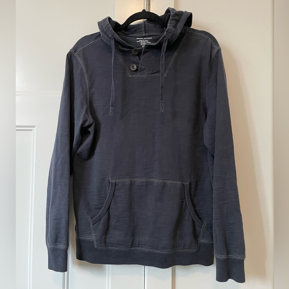 Banana Republic Men’s Pullover Hoodie